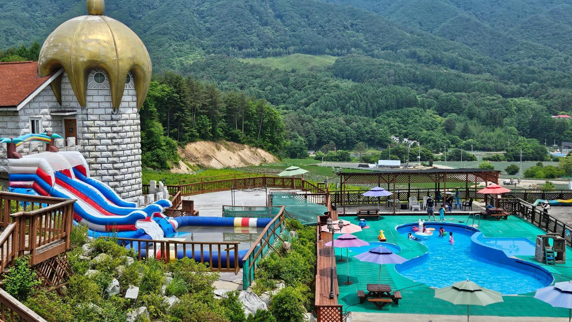 Elf Resort Hotel Pyeongchang Bagian luar foto